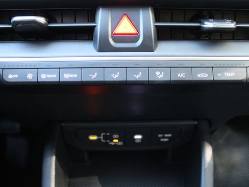 New 2026 Kia K4 FWD image 33