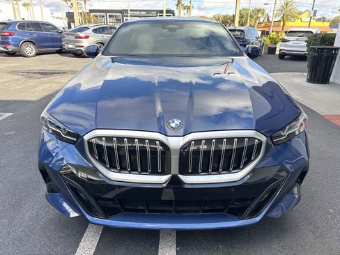 Certified 2025 BMW 530i w/ M Sport Package image 8