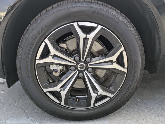Certified 2022 Volvo XC60 B5 Momentum FWD image 10