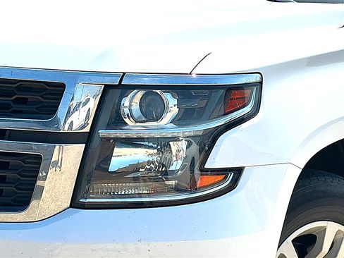Used 2018 Chevrolet Tahoe LS RWD image 4