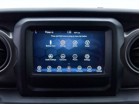 Used 2022 Jeep Wrangler Unlimited Sport image 19