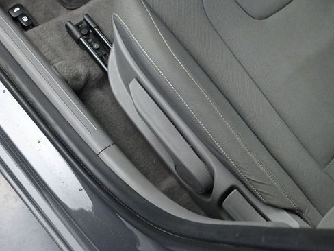 Used 2023 Hyundai Elantra SEL image 13