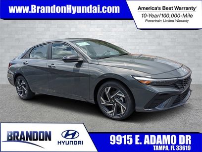 New 2025 Hyundai Elantra SEL