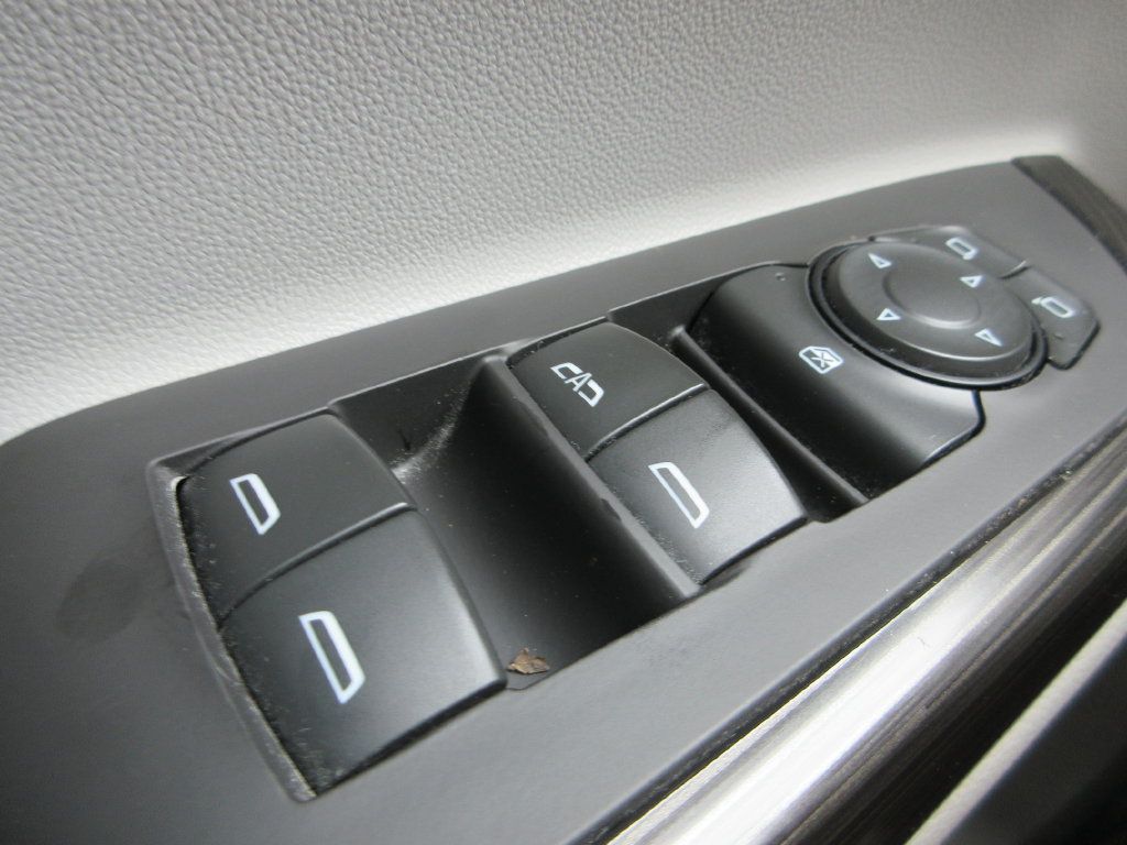 Used 2018 GMC Acadia SLT FWD image 30