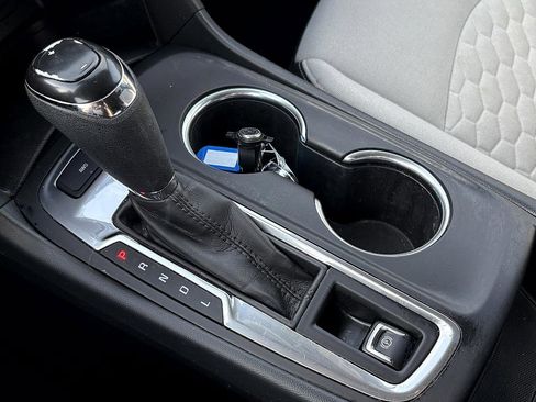 Used 2020 Chevrolet Equinox LT image 24