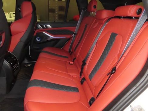 Used 2026 BMW X5 M Competition w/ Executive Package image 21