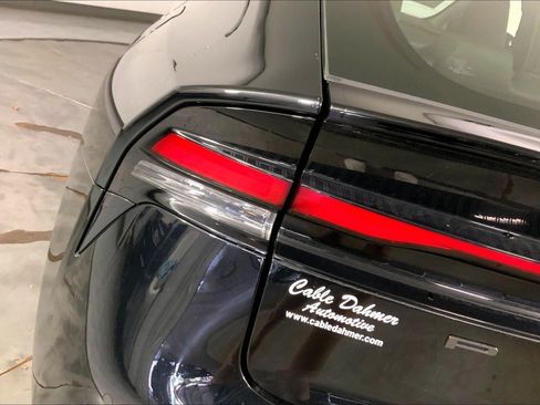 Used 2025 Toyota Prius LE AWD/4WD image 27