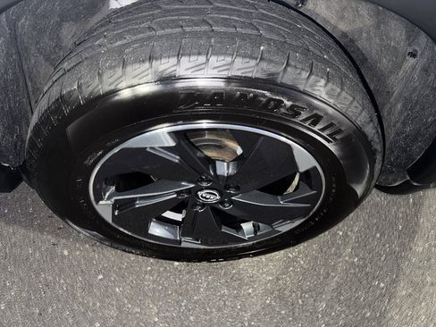 Used 2024 Nissan Rogue SV image 14