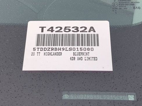 Used 2020 Toyota Highlander Limited image 20