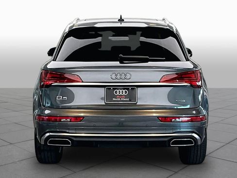 Used 2023 Audi Q5 2.0T Premium w/ Convenience Package AWD/4WD image 5