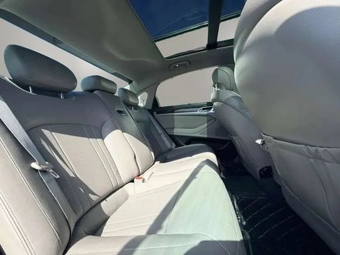 Used 2016 Hyundai Genesis 3.8 w/ Option Group 02 RWD image 17