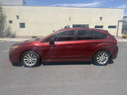 Used 2013 Subaru Impreza 2.0i Premium w/ All-Weather Pkg AWD/4WD image 4