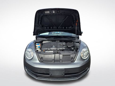 Used 2012 Volkswagen Beetle 2.5 FWD image 16