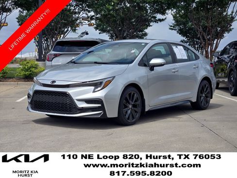 Used 2023 Toyota Corolla SE w/ Carpet Mat Package (TMS) FWD image 2