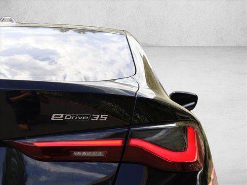 Used 2023 BMW i4 eDrive35 w/ Premium Package RWD image 8
