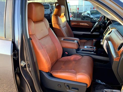 Used 2020 Toyota Tundra 1794 Edition image 9