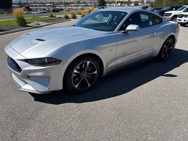 Used 2019 Ford Mustang GT w/ Equipment Group 301A RWD image 1