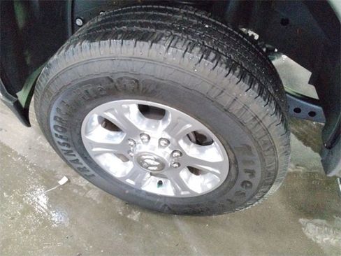 Used 2024 RAM 2500 Big Horn w/ Bed Utility Group image 19