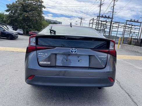 Certified 2019 Toyota Prius XLE AWD/4WD image 4