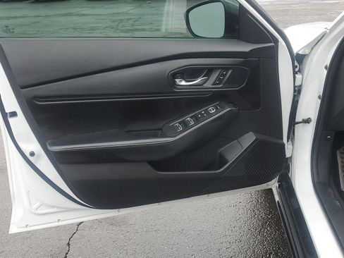 Used 2024 Honda Accord Sport image 12