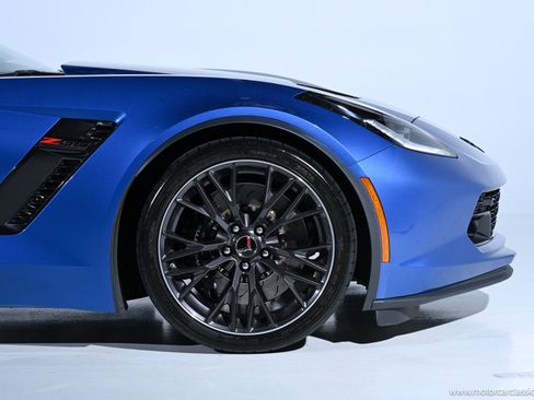 Used 2016 Chevrolet Corvette Z06 w/ 3LZ Preferred Equipment Group RWD image 17