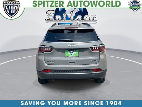 Used 2023 Jeep Compass Latitude AWD/4WD image 8