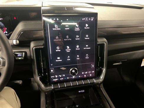 New 2026 GMC Yukon XL Elevation w/ Elevation Premium Package image 23