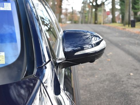 Used 2020 Mercedes-Benz S 560 4MATIC Sedan image 50