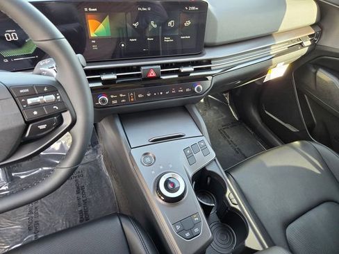 New 2026 Kia Sportage AWD Hybrid image 17