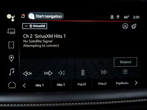 Used 2024 GMC Yukon XL SLT w/ SLT Premium Package image 28