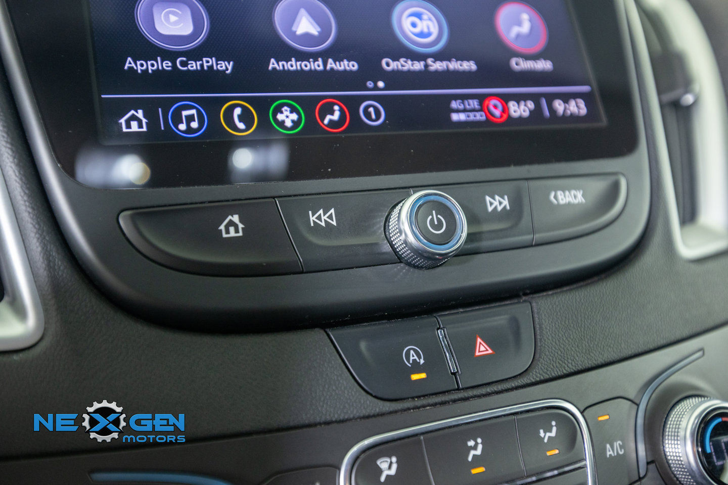 Used 2022 Chevrolet Malibu LT FWD image 21