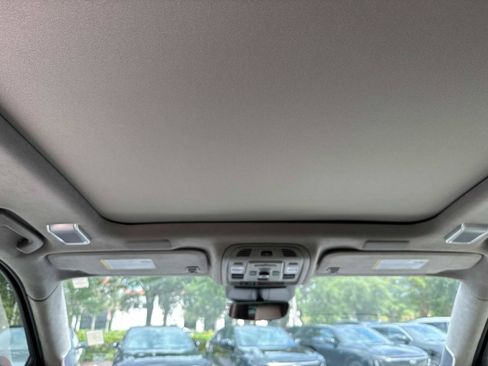 Certified 2024 Cadillac Escalade Sport Platinum AWD/4WD image 19