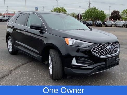 Used 2024 Ford Edge SEL image 2