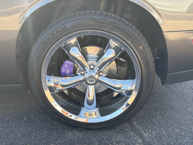 Used 2016 Dodge Challenger R/T w/ Sound Group RWD image 16