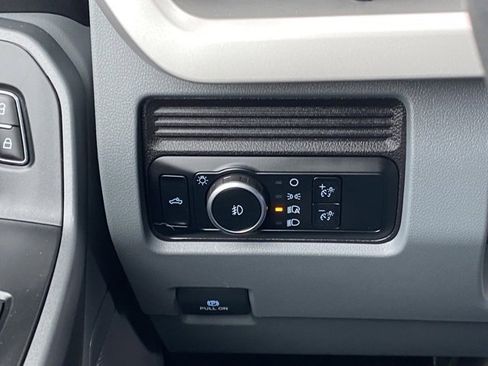 Used 2024 Ford F250 XLT image 32