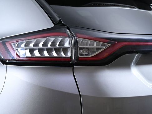 Used 2015 Ford Edge SEL w/ Equipment Group 201A AWD/4WD image 11
