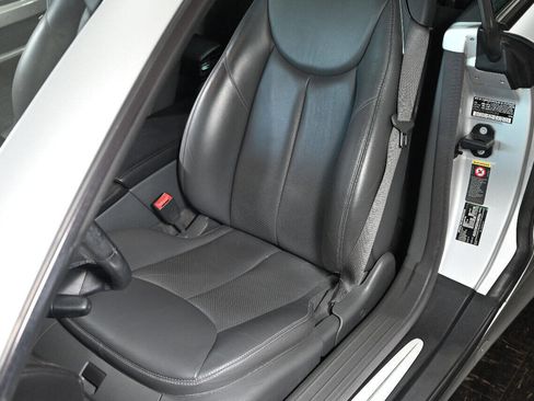 Used 2004 Mercedes-Benz SL 500 image 11