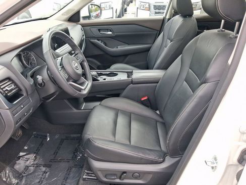 Certified 2023 Nissan Rogue SL w/ SL Premium Package FWD image 14