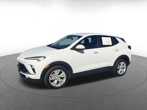 Used 2025 Buick Encore GX Preferred FWD image 8