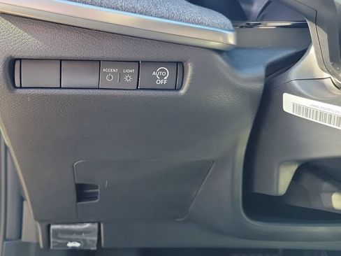 New 2026 Nissan Kicks SV w/ SV Premium Package FWD image 9