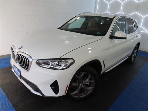 Used 2022 BMW X3 xDrive30i image 4