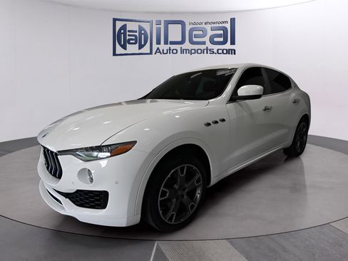Used 2019 Maserati Levante AWD/4WD image 1