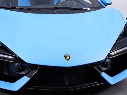Used 2024 Lamborghini Revuelto AWD/4WD image 17