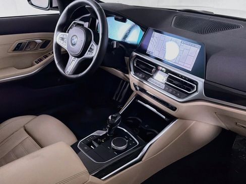 Used 2021 BMW 330i Sedan w/ M Sport Package RWD image 16