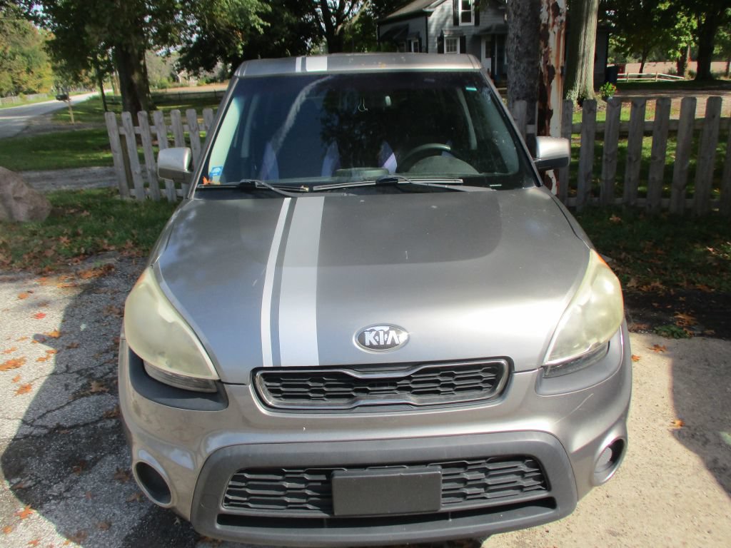 Used 2013 Kia Soul FWD image 12