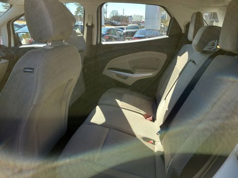 Used 2021 Ford EcoSport S image 10