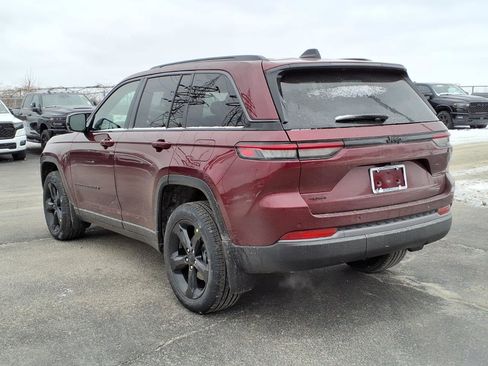 New 2026 Jeep Grand Cherokee Limited w/ Limited Altitude Package AWD/4WD image 2