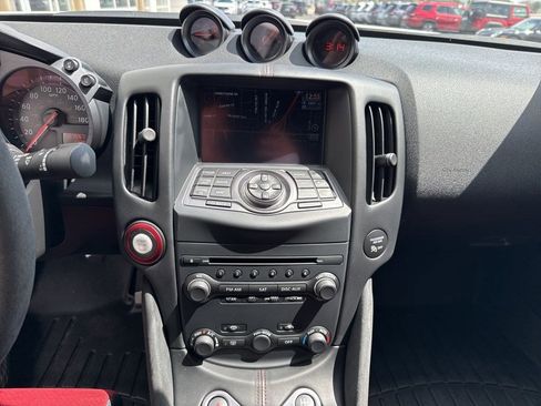 Used 2016 Nissan 370Z NISMO image 15