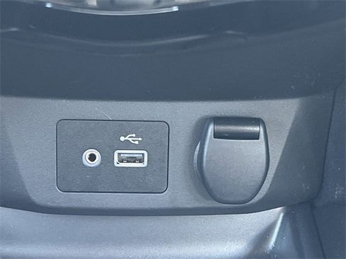 Used 2020 Nissan Rogue Sport SV image 8