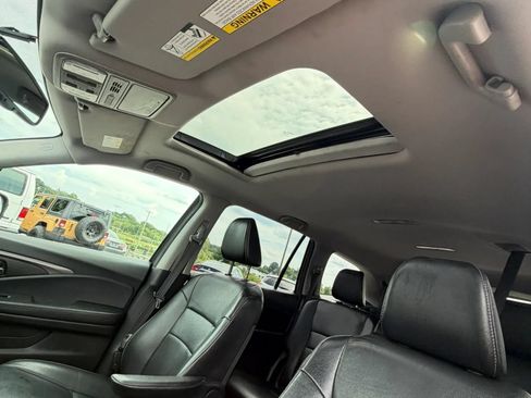 Used 2017 Honda Pilot EX-L image 51